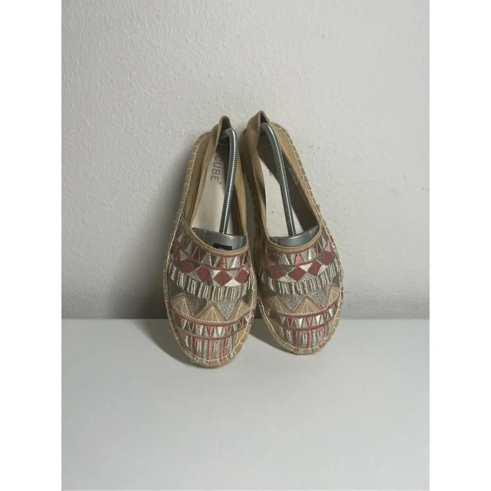 Cube bohemian embroidered